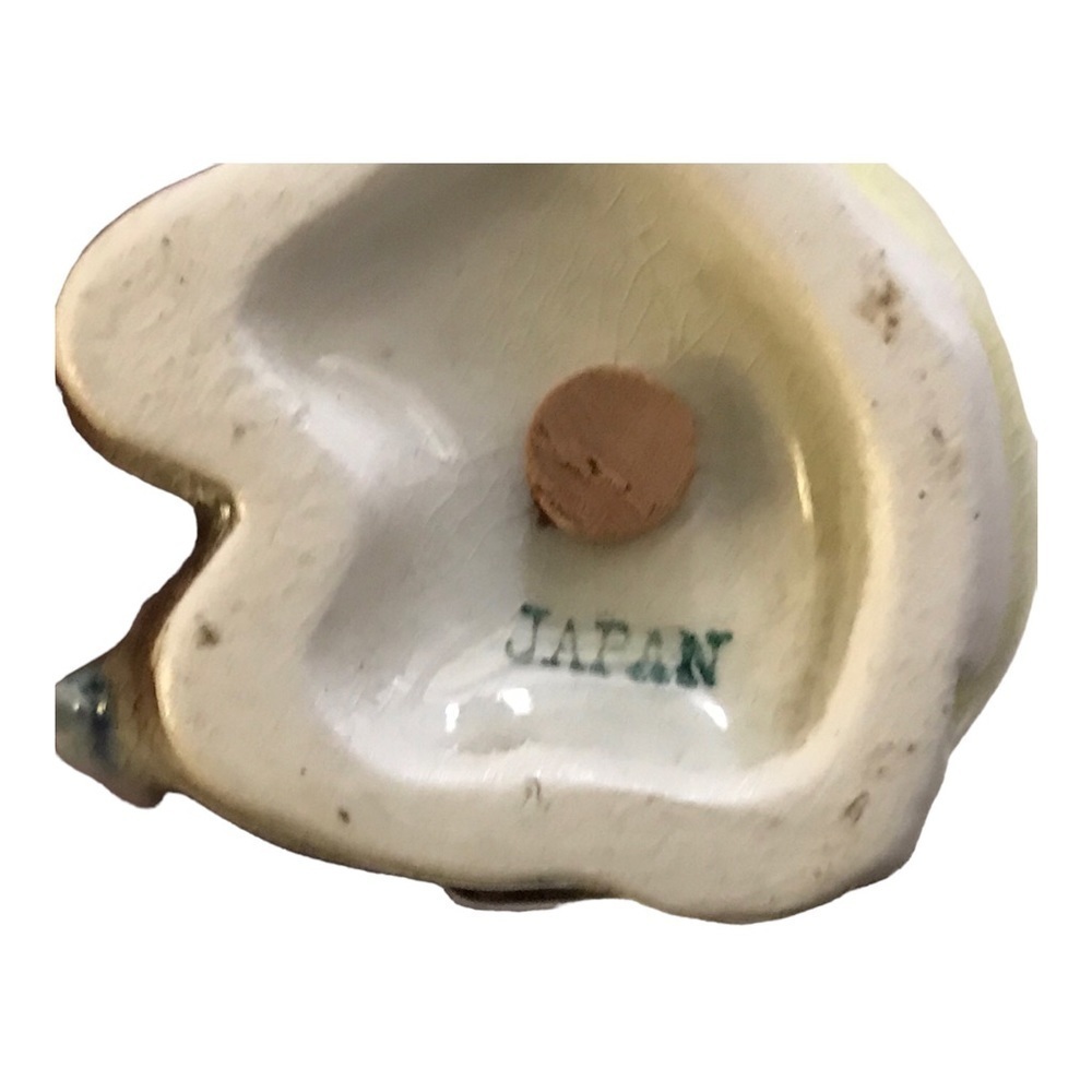Mid Century Grey Mouse Salt and Pepper Shakers - Picture 6 of 7